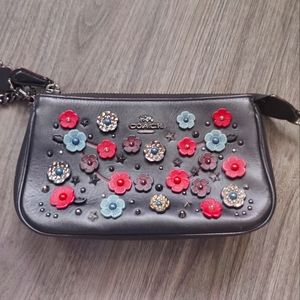 Authentic Coach Leather Wristlet Floral